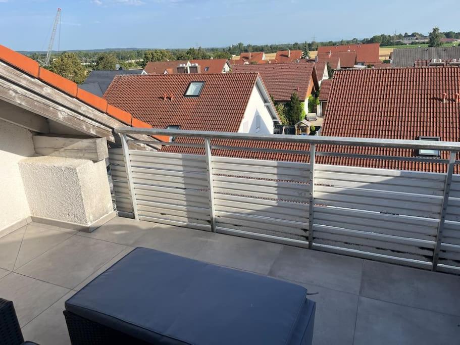 Kirchdorf Lounge - Komplette Moderne Mit Parkplatz Apartment Unteropfingen